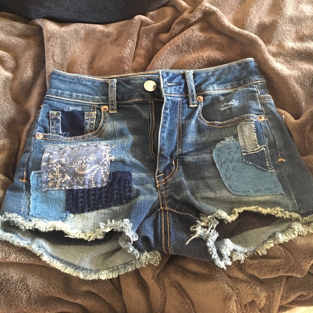 american eagle mid rise shorts